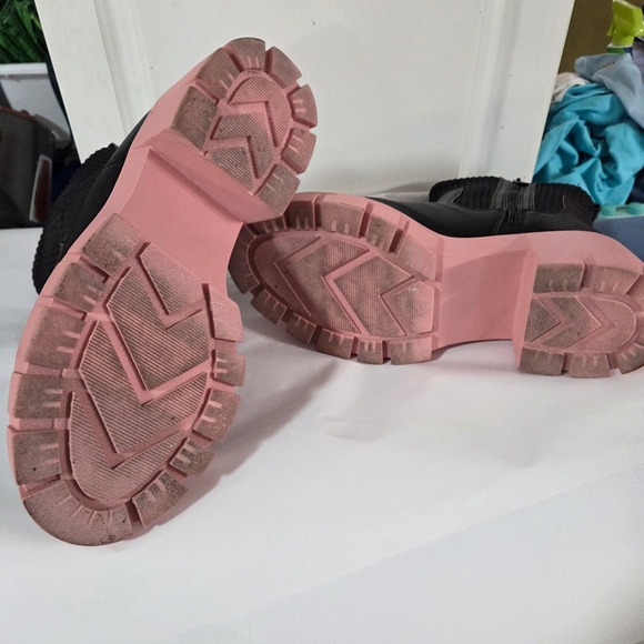 Torrid Size 9.5WW Black Knit Sock Chunky Platform Lug Sole Rain Boots Women - Picture 4 of 7